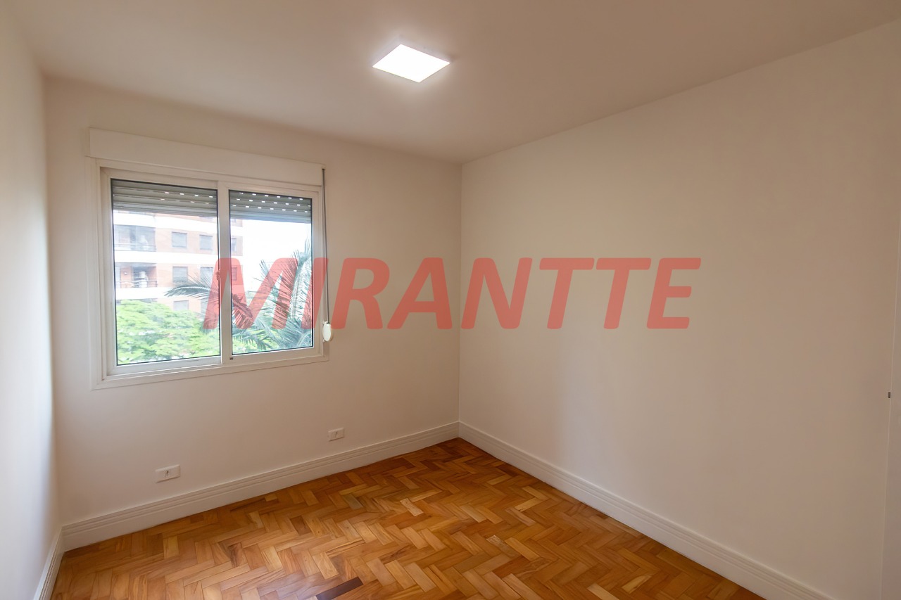 Apartamento de 96m² com 3 quartos em Vila Nova Conceição