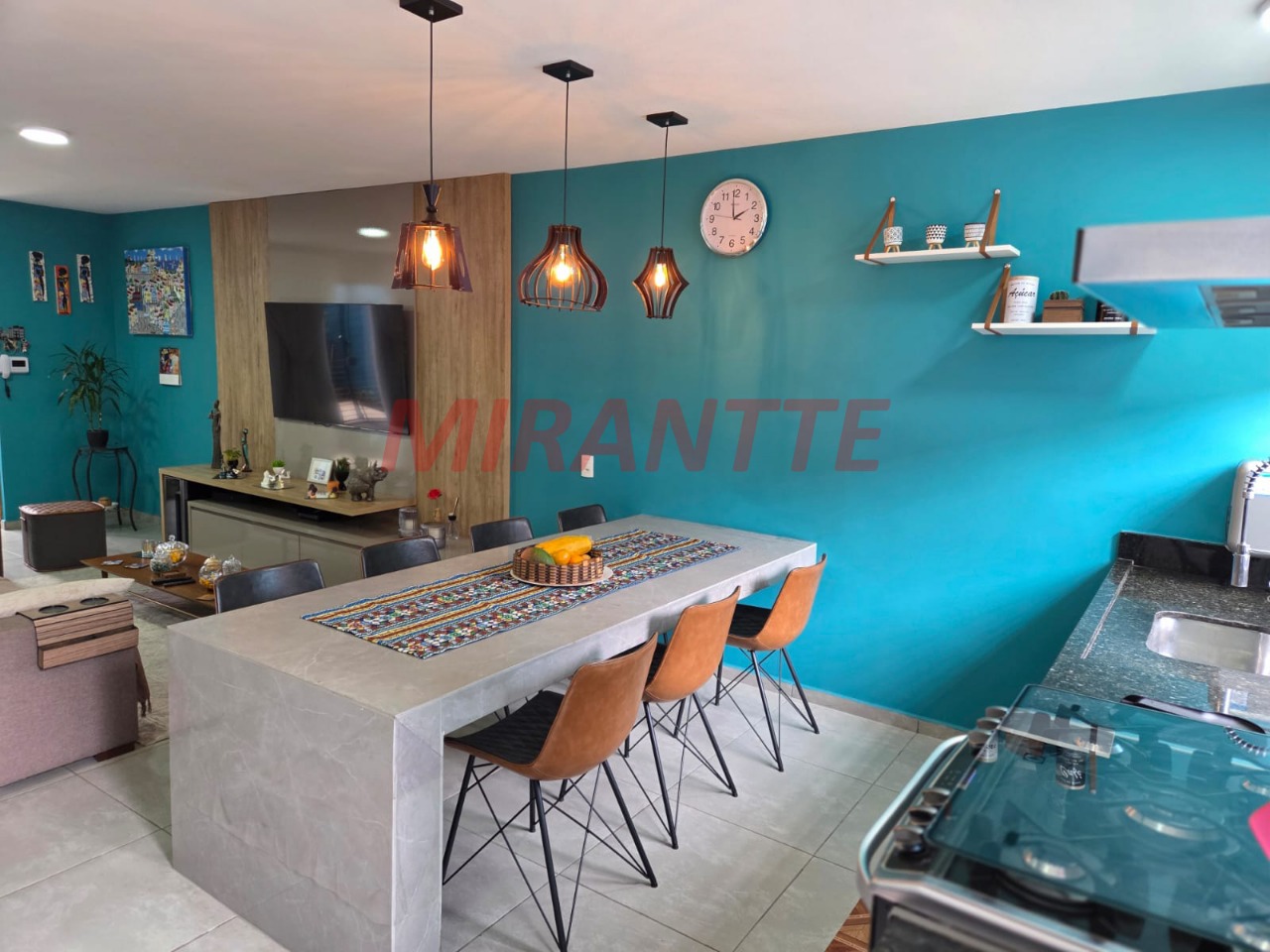 Sobrado de 125m² com 3 quartos em Vila Nhocune