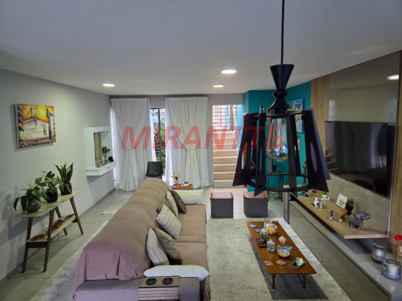 Sobrado de 125m² com 3 quartos em Vila Nhocune