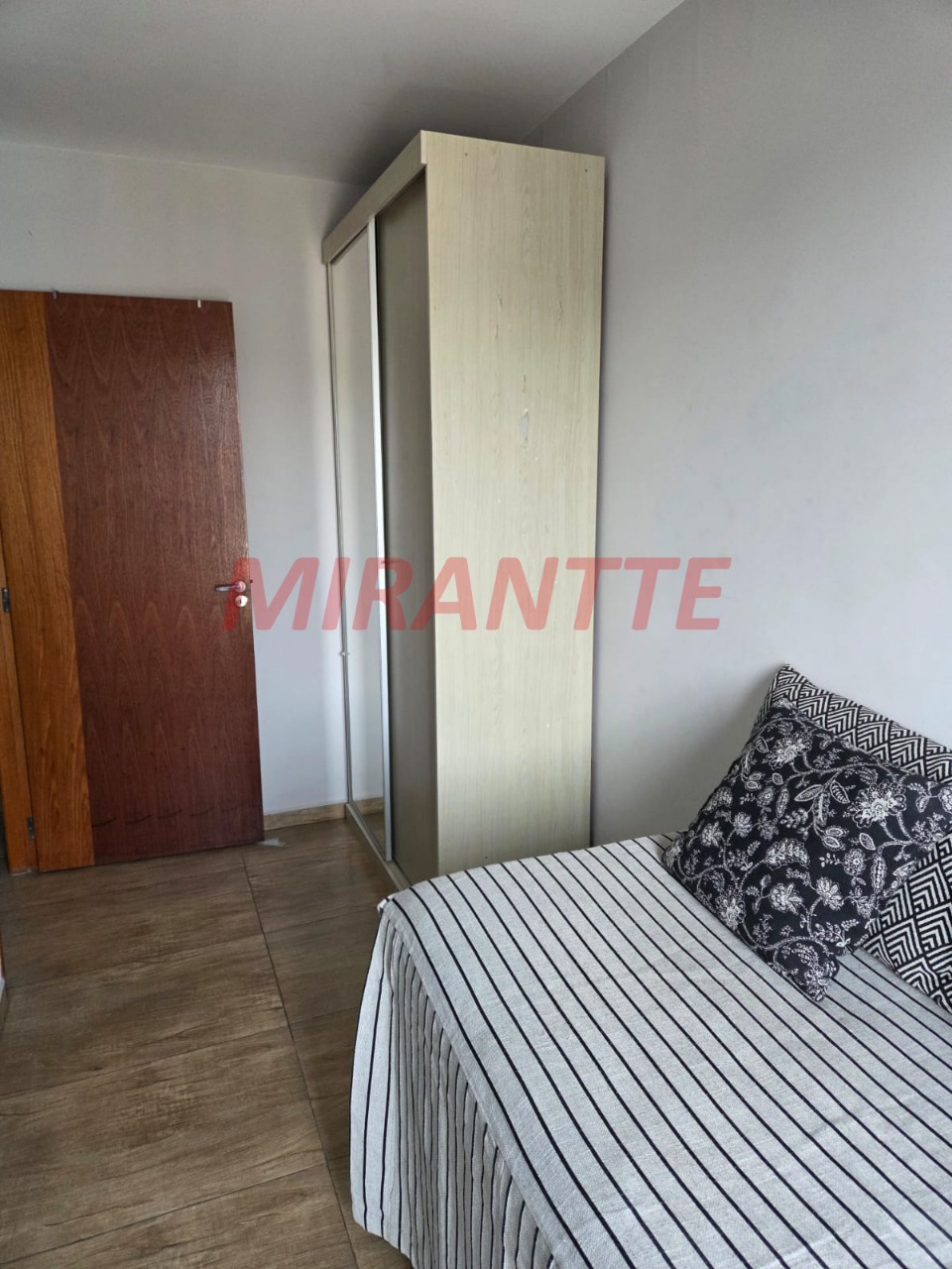 Sobrado de 125m² com 3 quartos em Vila Nhocune