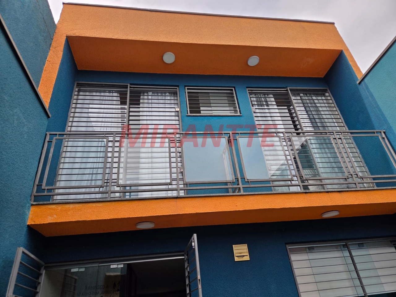Sobrado de 125m² com 3 quartos em Vila Nhocune