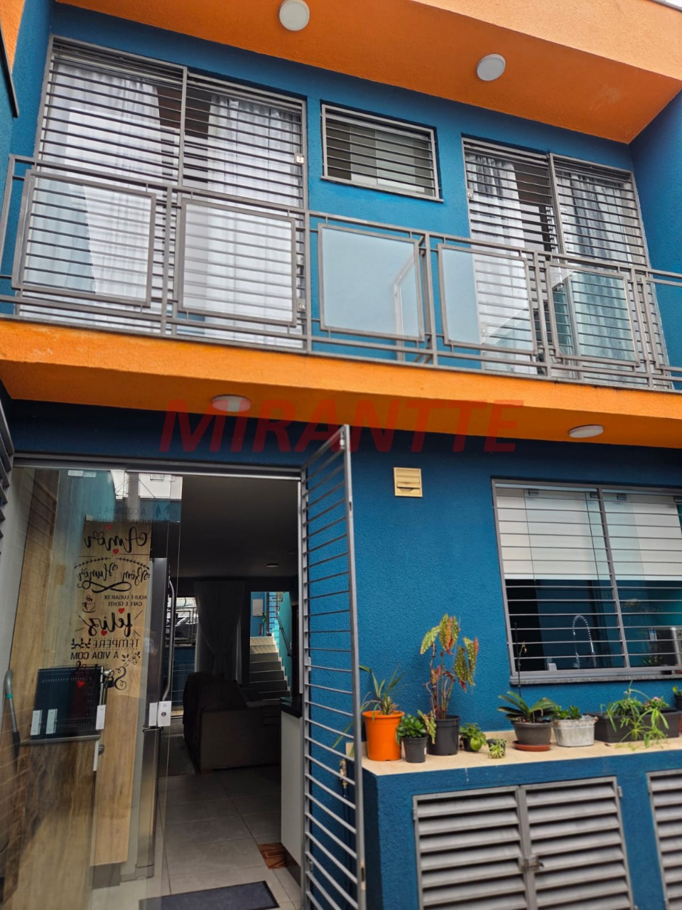 Sobrado de 125m² com 3 quartos em Vila Nhocune