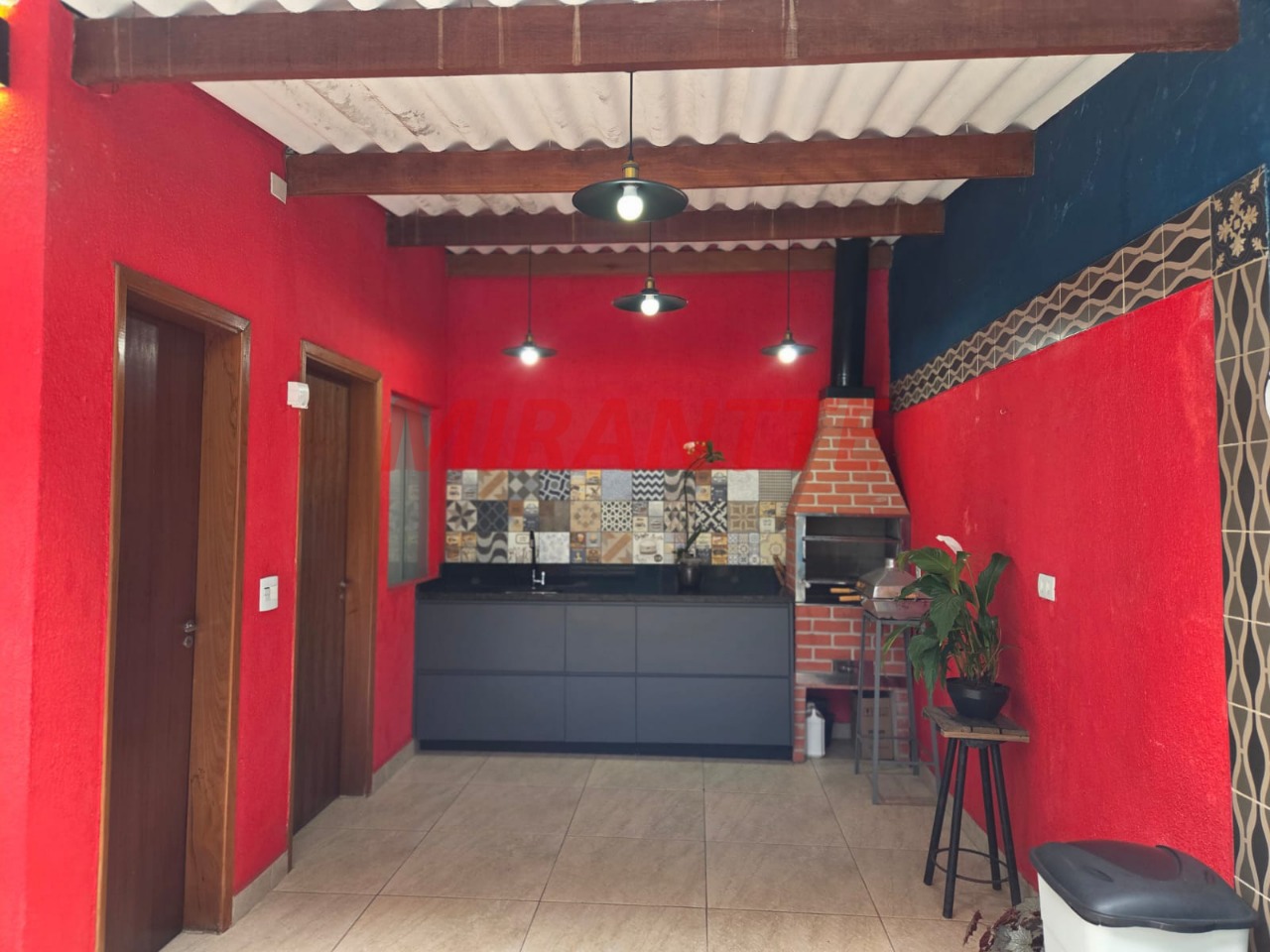 Sobrado de 125m² com 3 quartos em Vila Nhocune