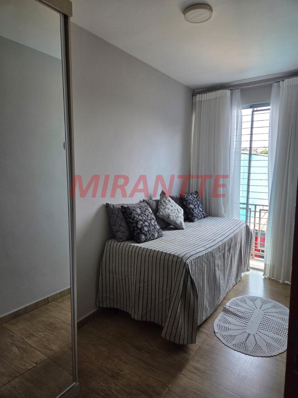 Sobrado de 125m² com 3 quartos em Vila Nhocune