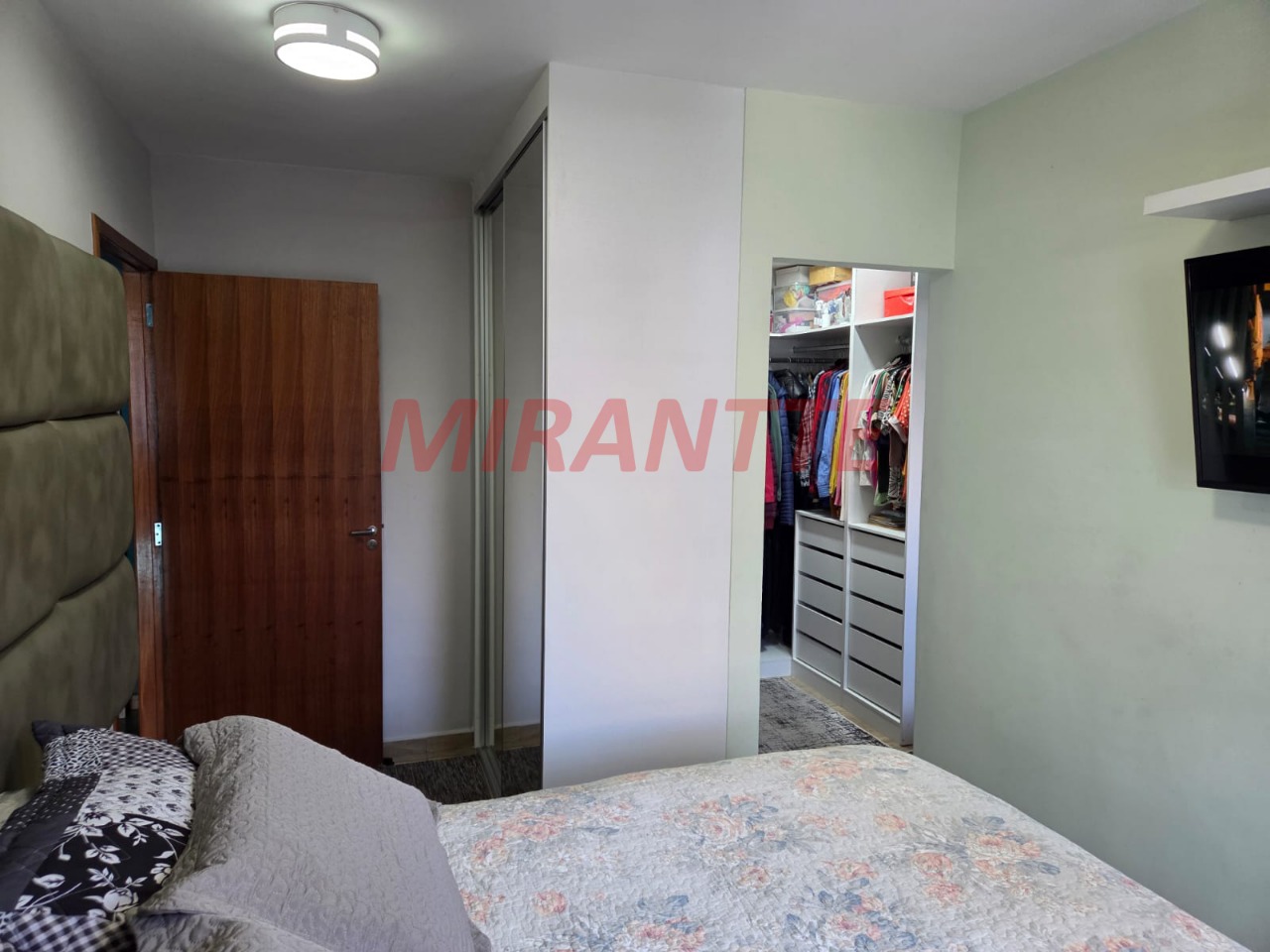 Sobrado de 125m² com 3 quartos em Vila Nhocune