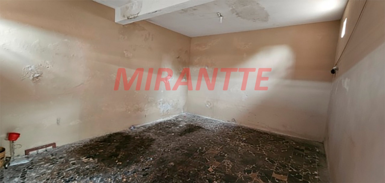 Sobrado de 308m² com 3 quartos em Jardim Peri