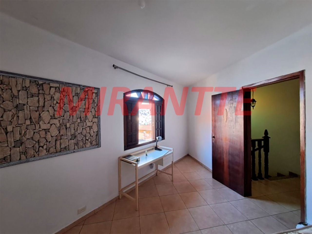 Sobrado de 308m² com 3 quartos em Jardim Peri