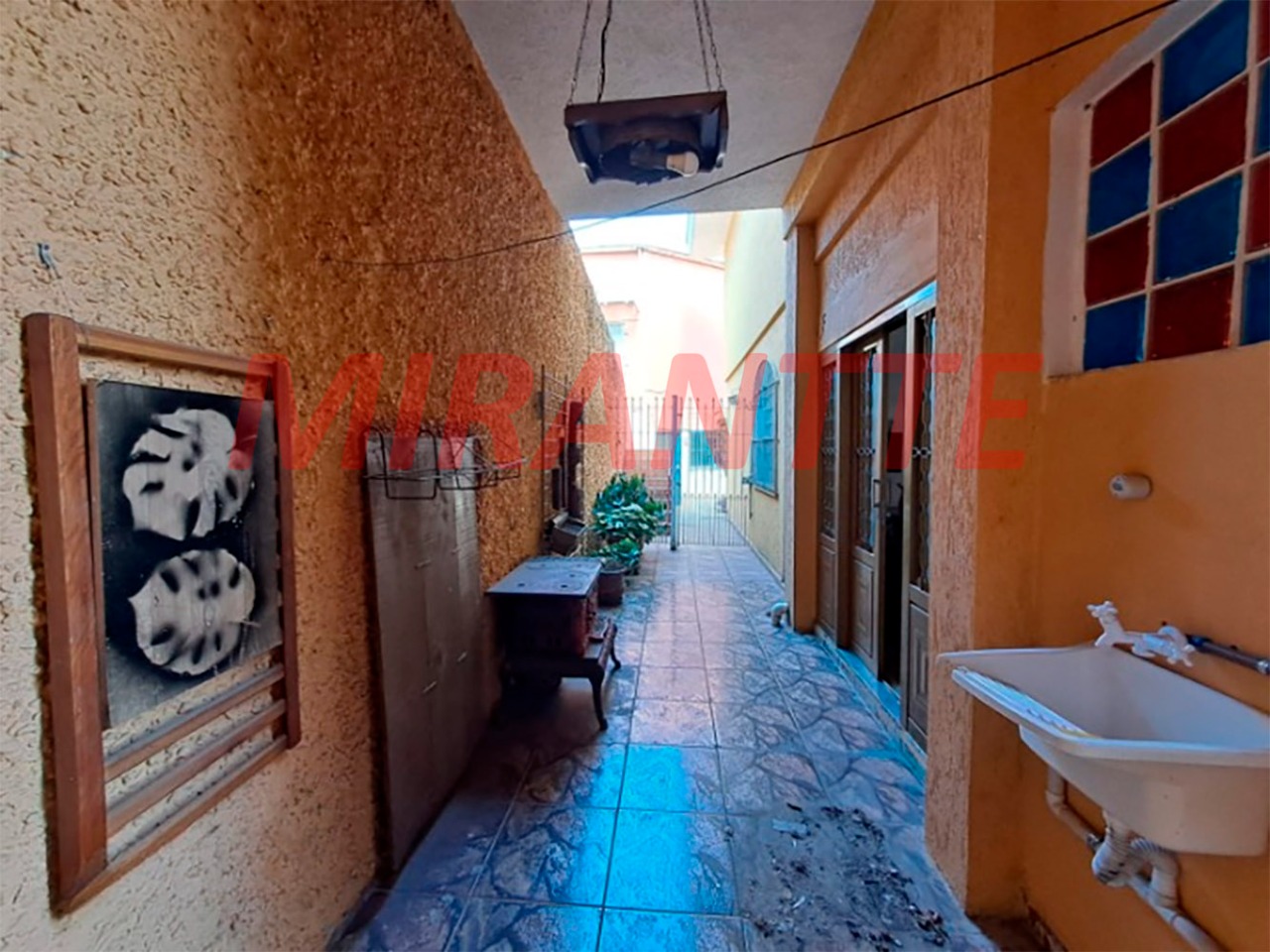 Sobrado de 308m² com 3 quartos em Jardim Peri