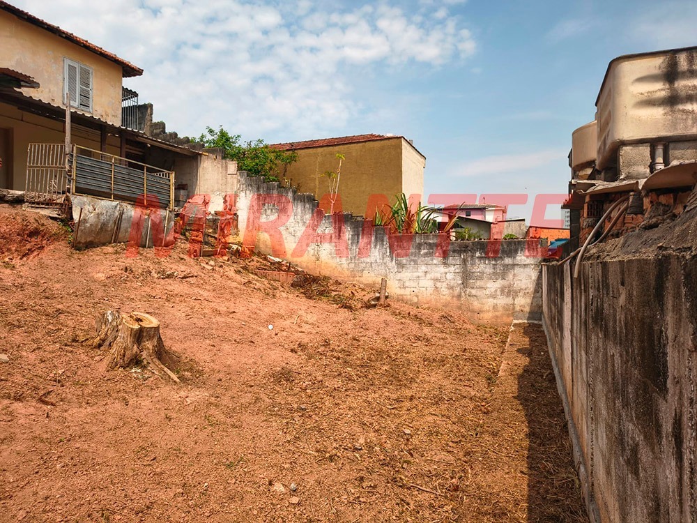 Terreno de m² em Vila Cruz Das Almas