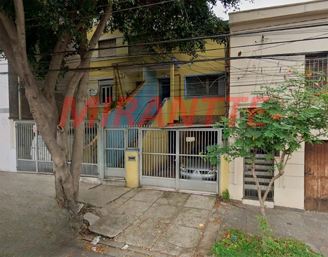 Sobrado de 230m² com 12 quartos em Brás