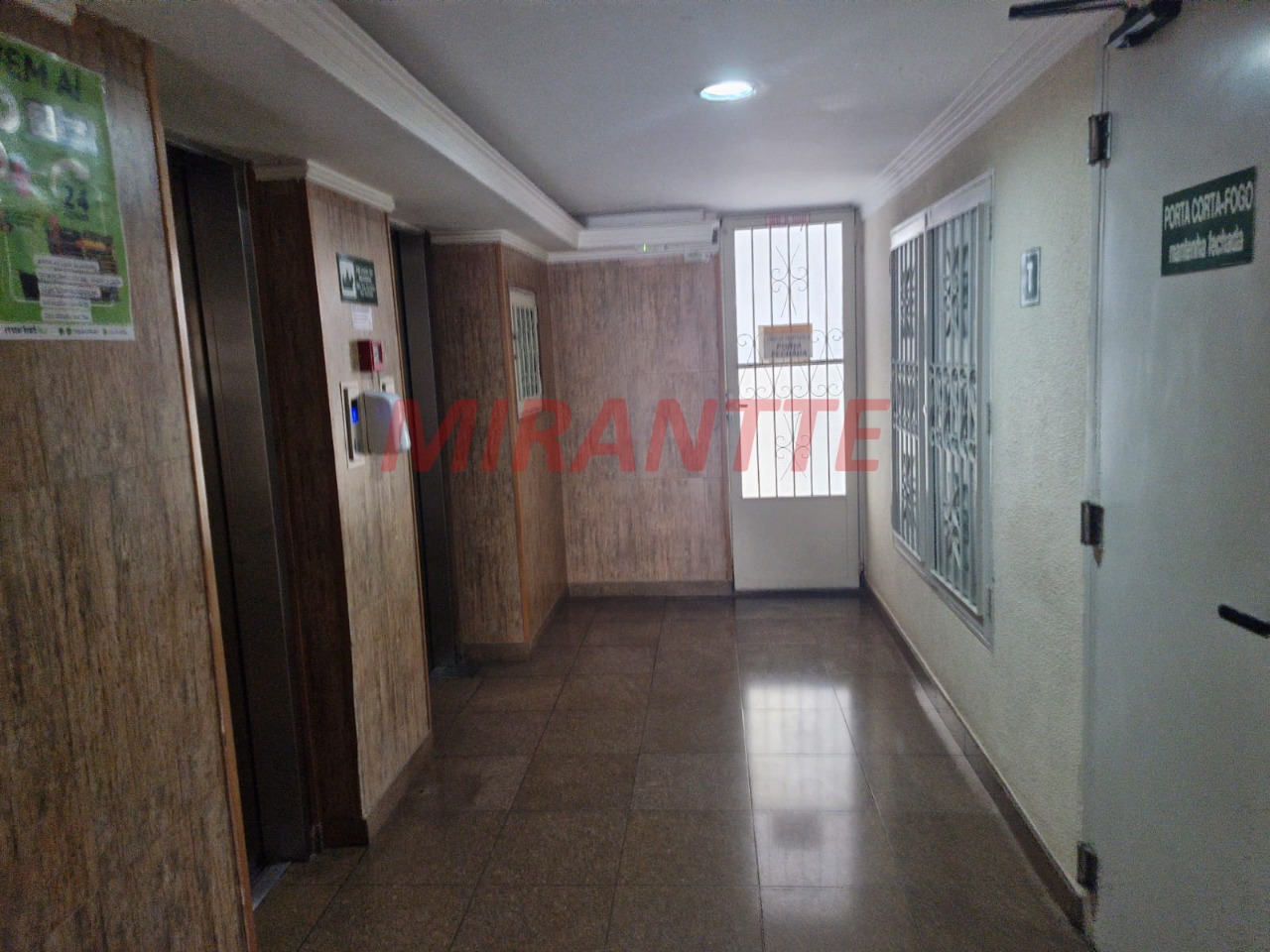Apartamento de 74m² com 2 quartos em Santana