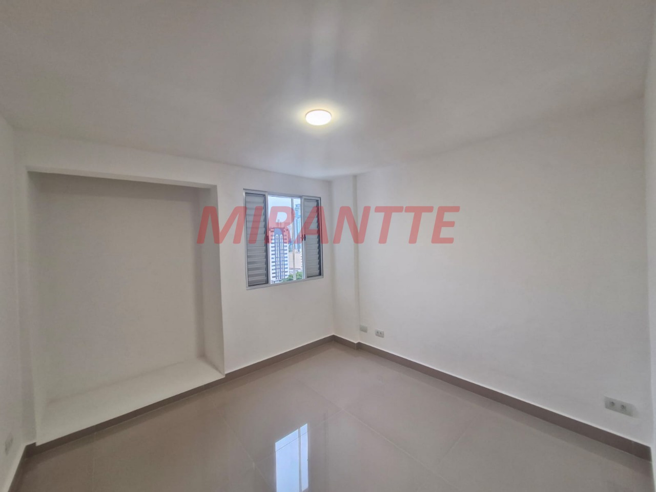 Apartamento de 74m² com 2 quartos em Santana