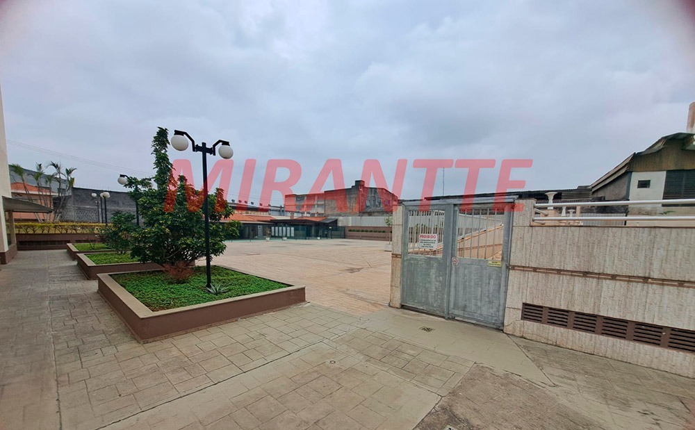 Apartamento de 70m² com 3 quartos em Limão