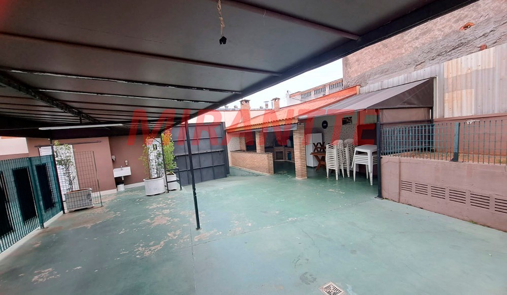 Apartamento de 70m² com 3 quartos em Limão