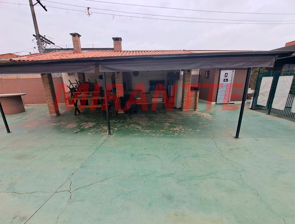 Apartamento de 70m² com 3 quartos em Limão