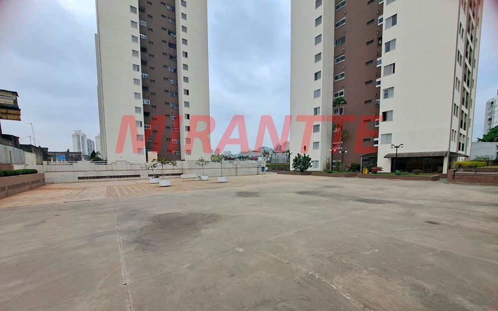 Apartamento de 70m² com 3 quartos em Limão
