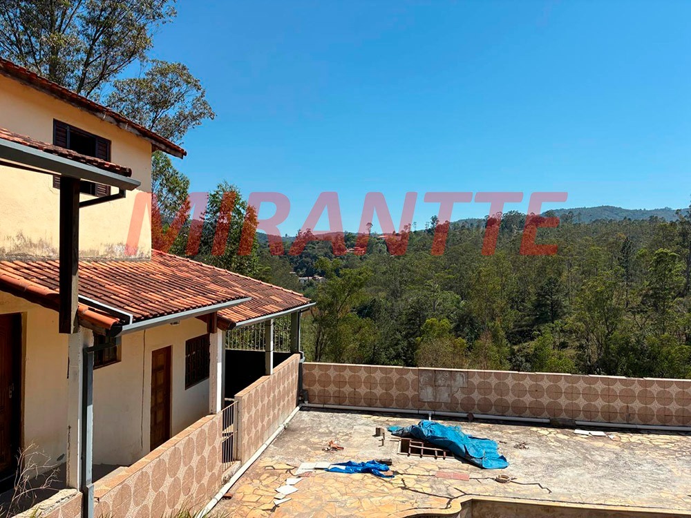 Cond. fechado de 284.6m² em Serra da Cantareira