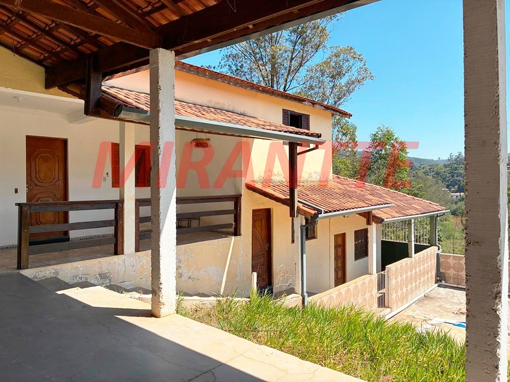 Cond. fechado de 284.6m² em Serra da Cantareira