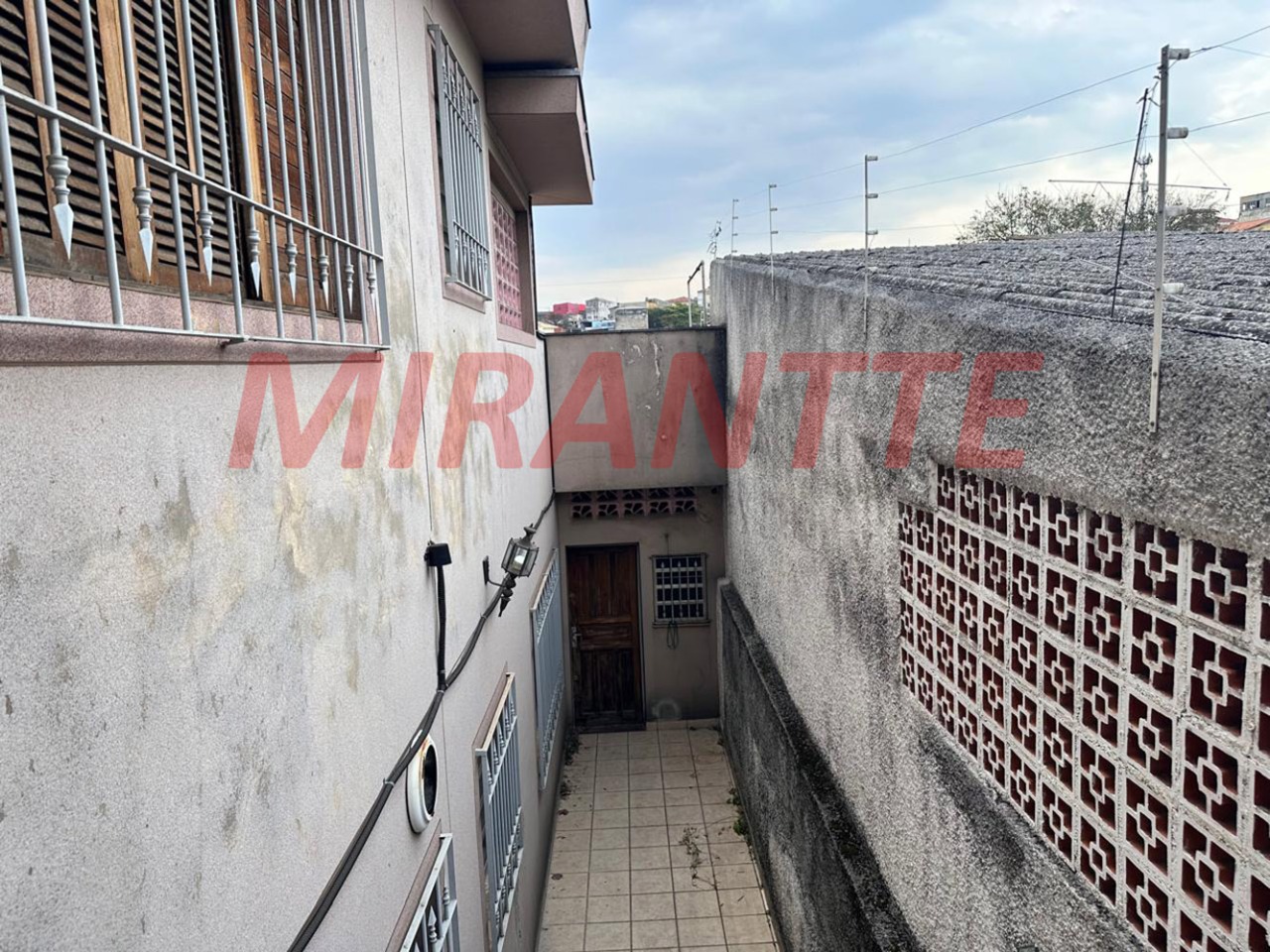Sobrado de 150m² com 4 quartos em Limão