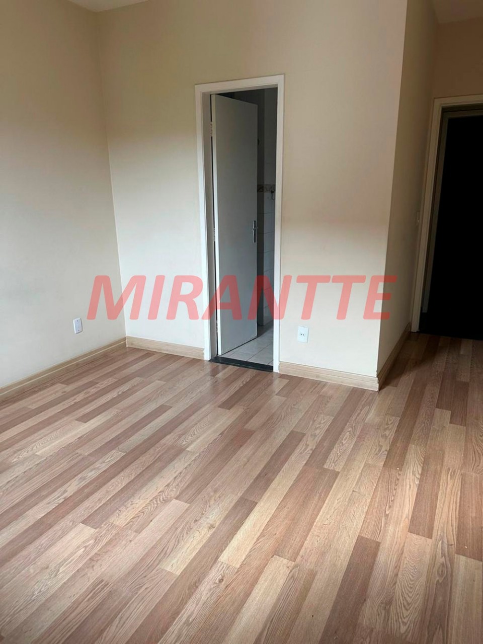 Cond. fechado de 76m² com 2 quartos em Vila Ede