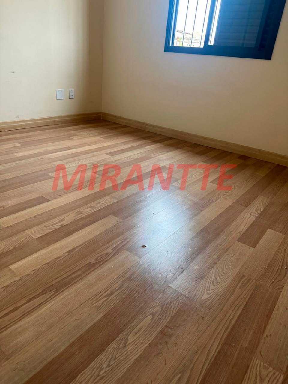 Cond. fechado de 76m² com 2 quartos em Vila Ede