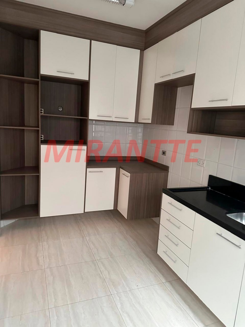 Cond. fechado de 76m² com 2 quartos em Vila Ede