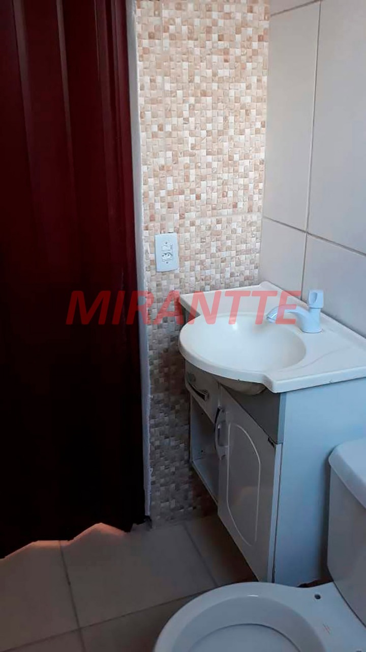 Casa terrea de 52.5m² com 2 quartos em Jardim Virginia Bianca
