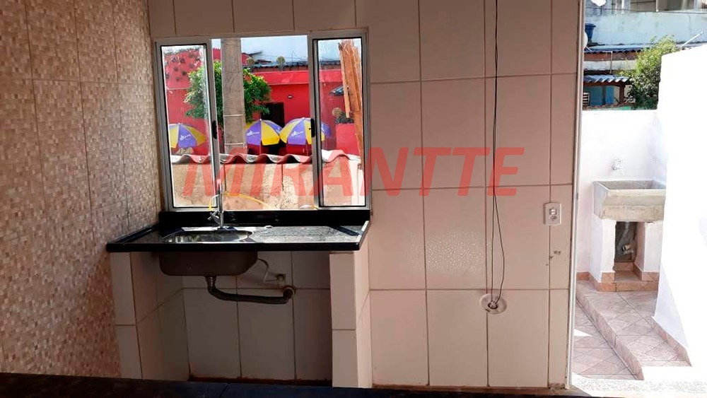 Casa terrea de 52.5m² com 2 quartos em Jardim Virginia Bianca