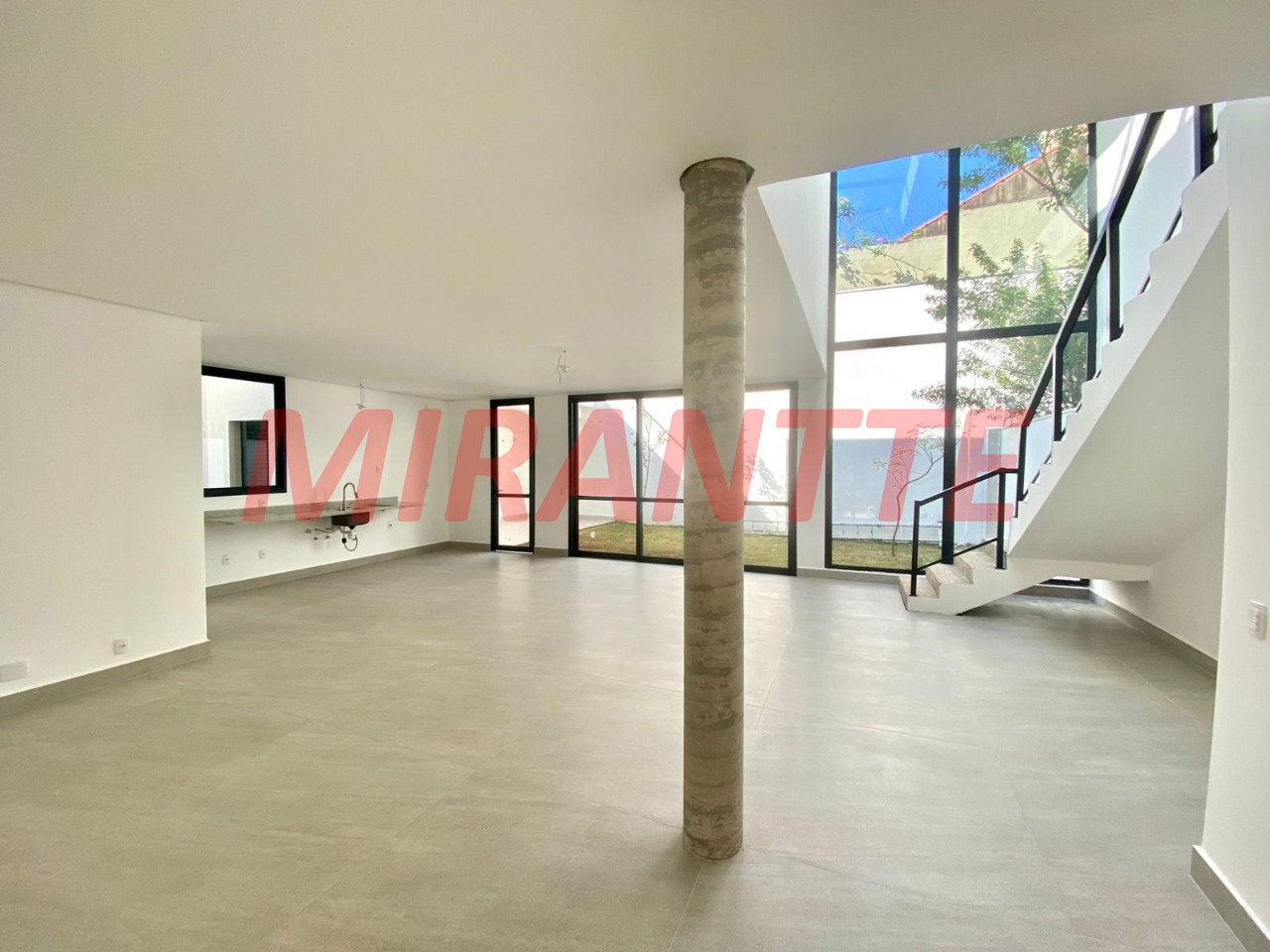 Cond. fechado de 310m² com 2 quartos em Jardim Prudência