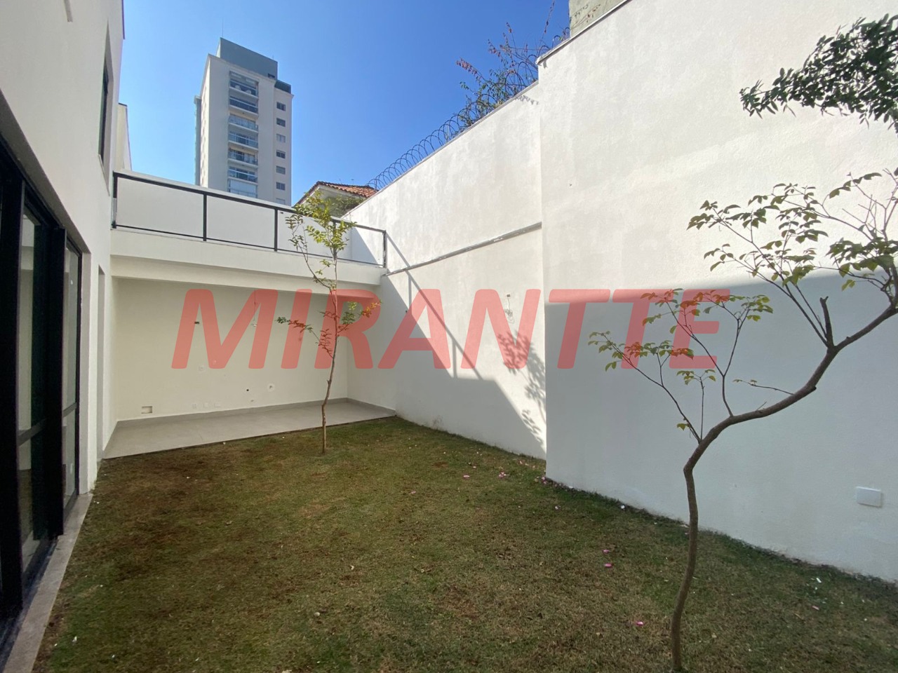 Cond. fechado de 310m² com 2 quartos em Jardim Prudência