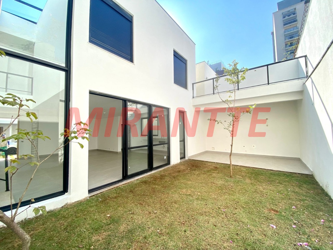 Cond. fechado de 310m² com 2 quartos em Jardim Prudência