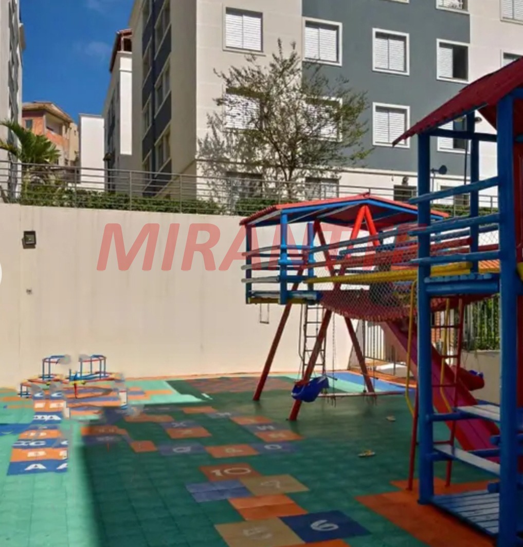 Apartamento de 50m² com 2 quartos em Vila Regina