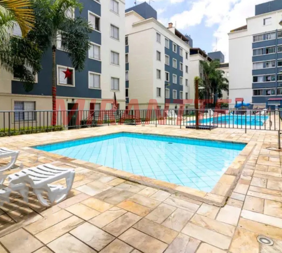 Apartamento de 50m² com 2 quartos em Vila Regina