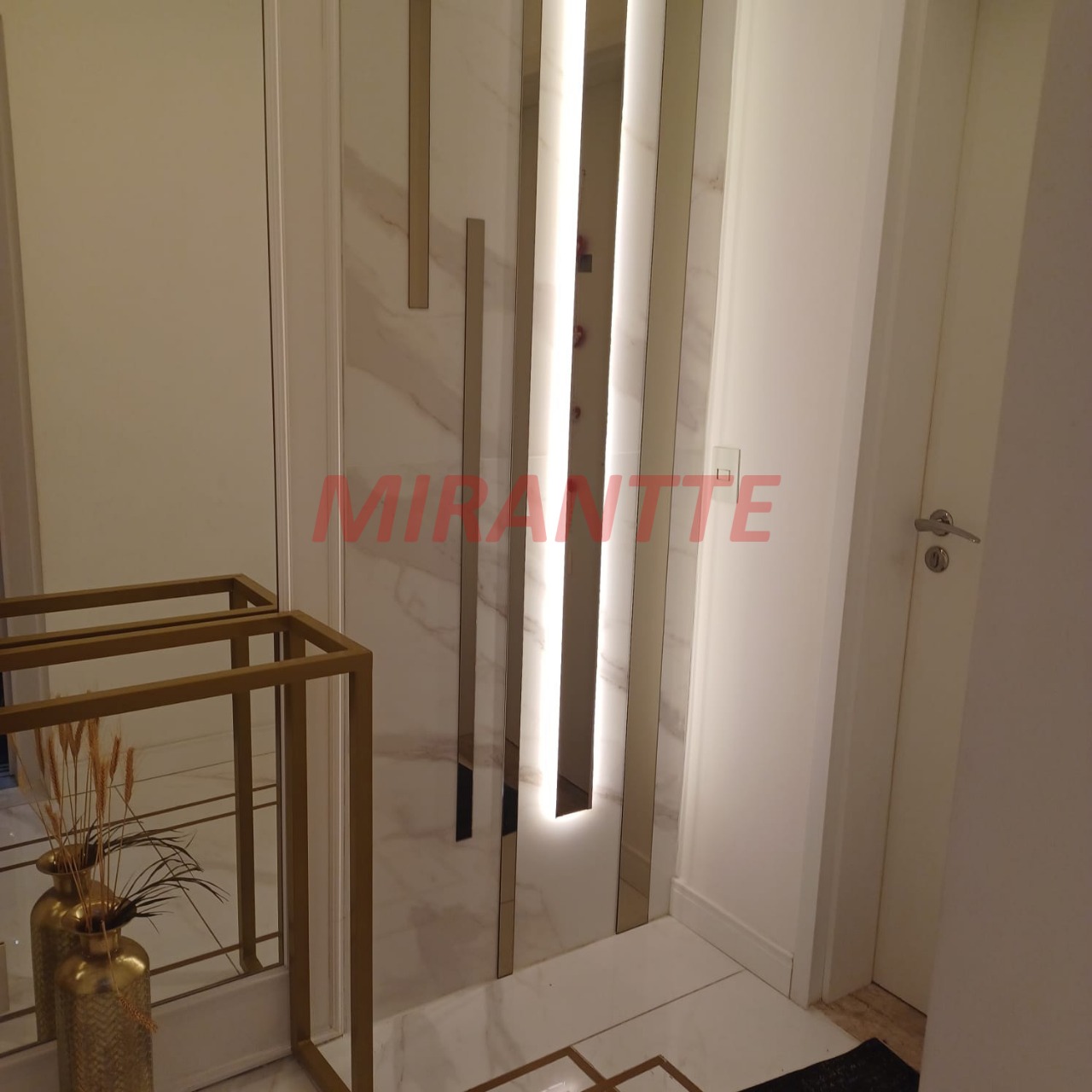 Apartamento de 122m² com 4 quartos em Bosque Maia