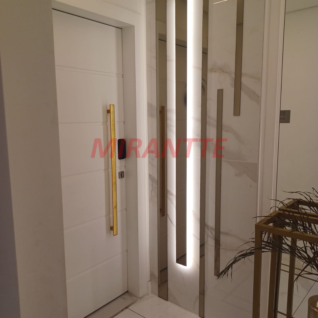 Apartamento de 122m² com 4 quartos em Bosque Maia