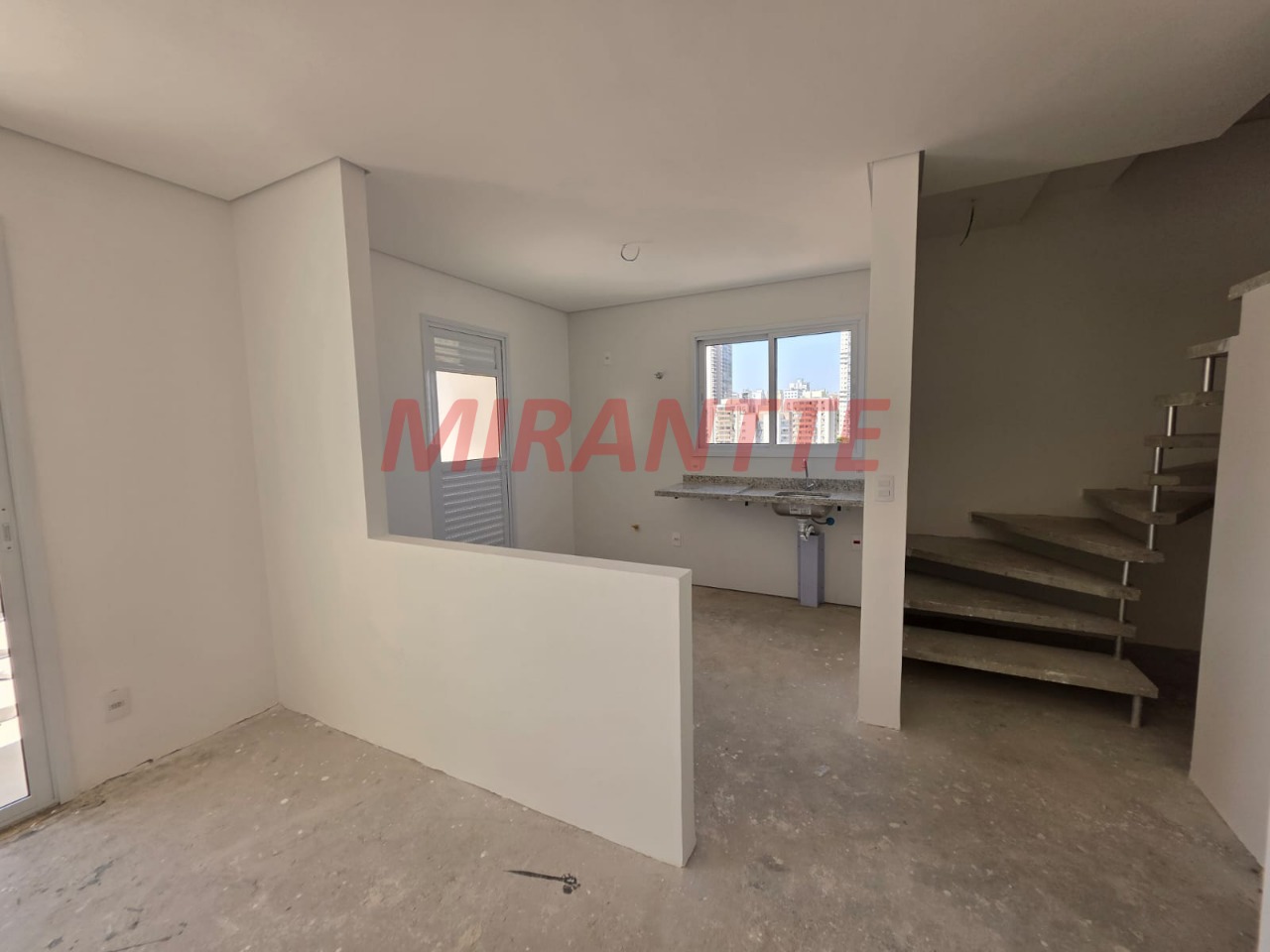 Apartamento de 51m² com 2 quartos em Santana