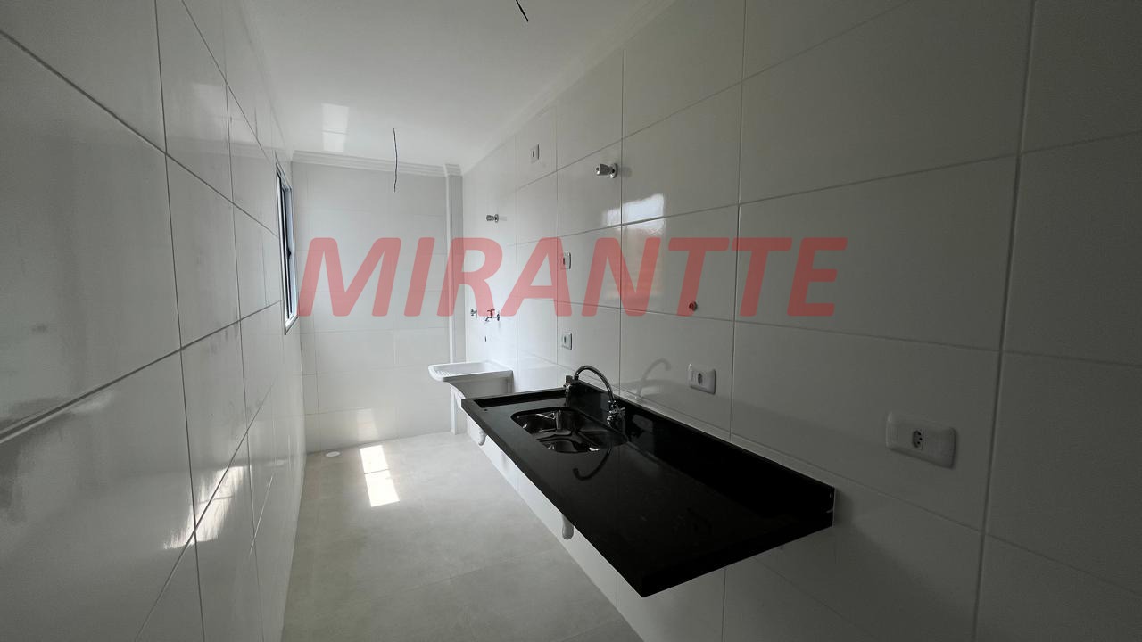 Apartamento de 39.91m² com 2 quartos em Água Fria