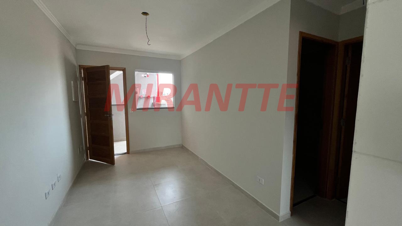 Apartamento de 39.91m² com 2 quartos em Água Fria