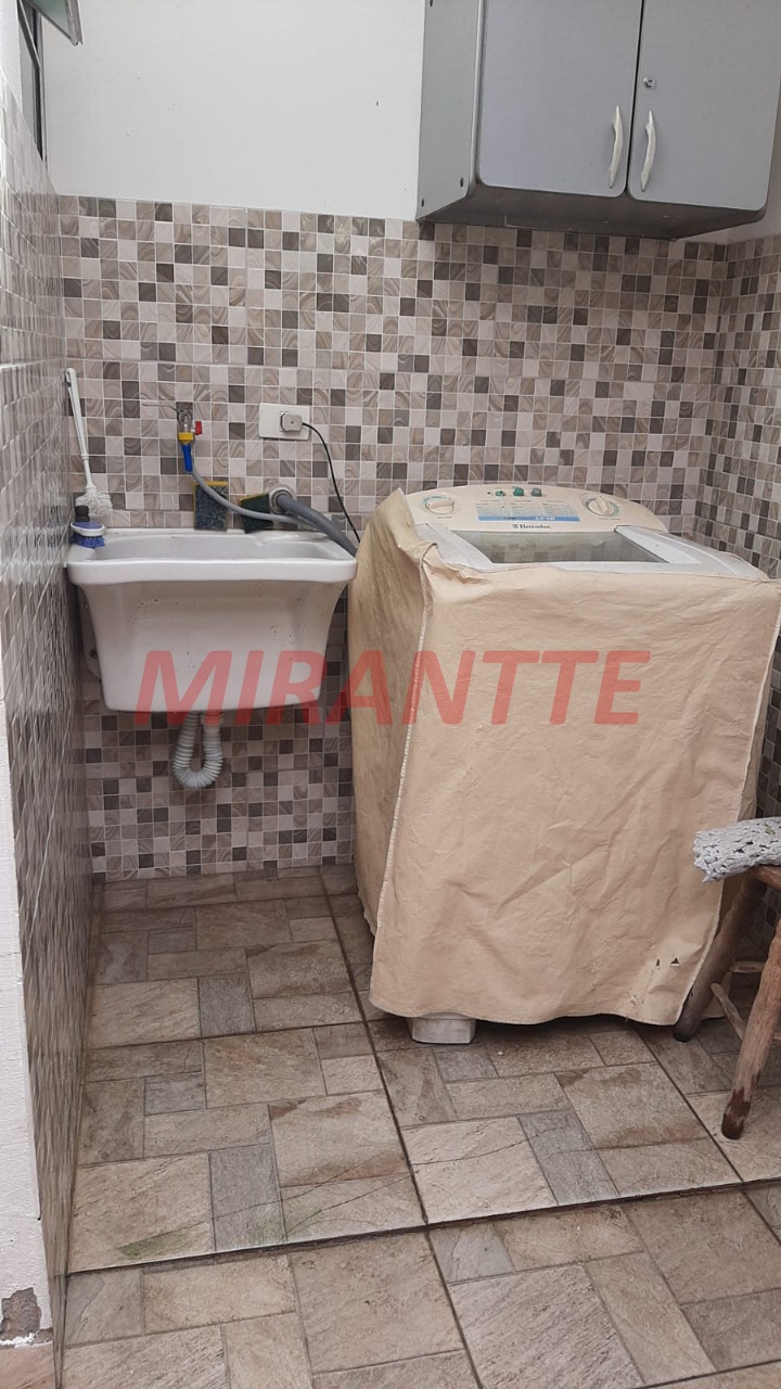 Sobrado de 122m² com 4 quartos em Limão
