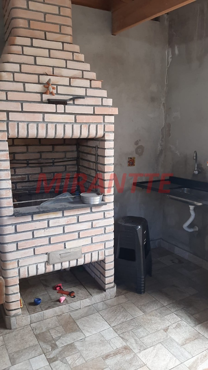 Sobrado de 122m² com 4 quartos em Limão
