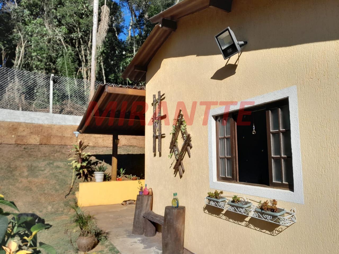 Cond. fechado de 100m² com 2 quartos em Boa Vista