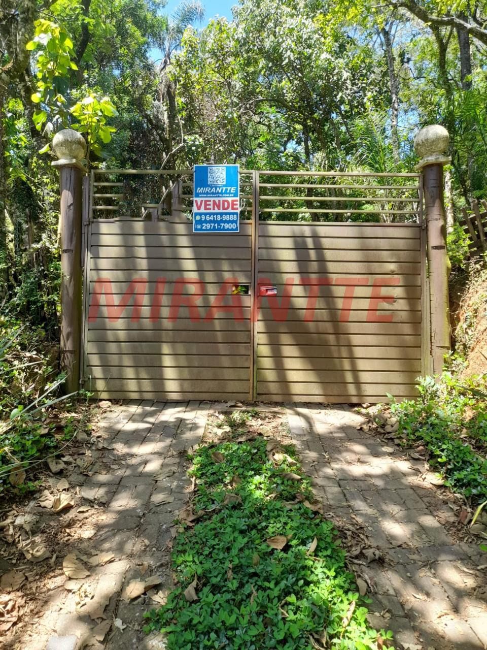 Cond. fechado de 100m² com 2 quartos em Boa Vista