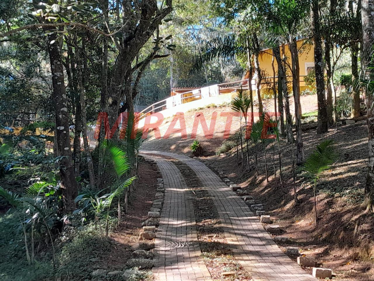 Cond. fechado de 100m² com 2 quartos em Boa Vista