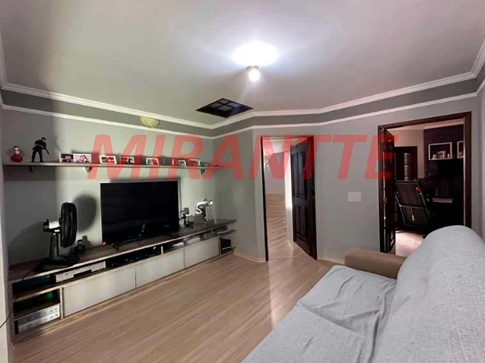 Cond. fechado de 280m² com 4 quartos em Jardim Itatinga