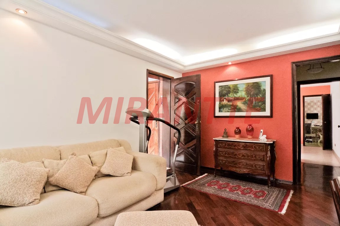Sobrado de 149m² com 4 quartos em Jardim das Laranjeiras