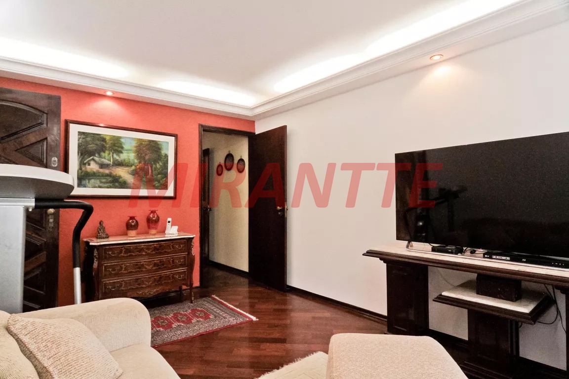 Sobrado de 149m² com 4 quartos em Jardim das Laranjeiras