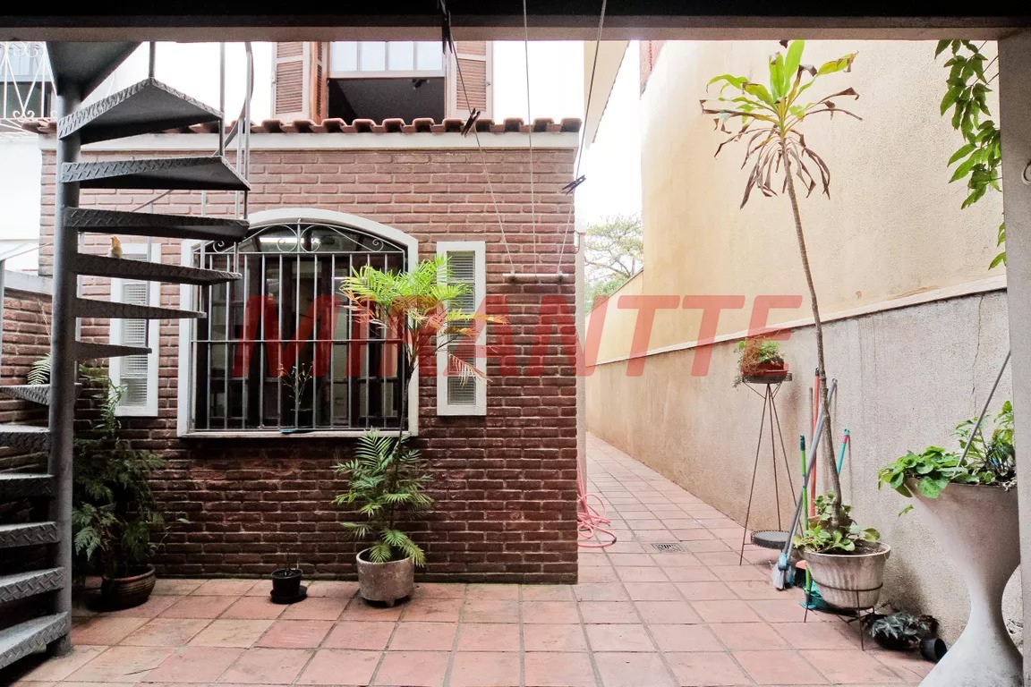 Sobrado de 149m² com 4 quartos em Jardim das Laranjeiras