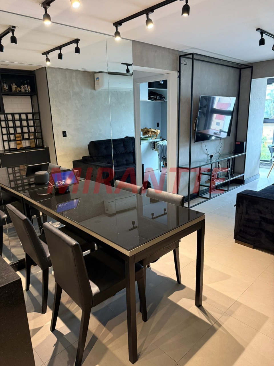 Apartamento de 58m² com 2 quartos em Vila Ester (Zona Norte)