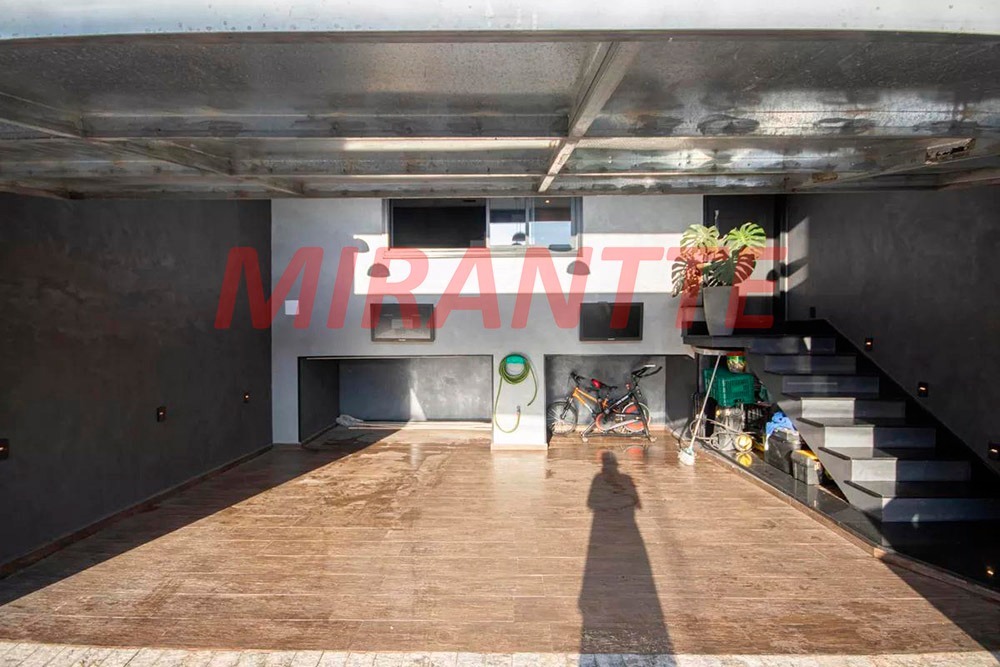 Sobrado de 133m² com 3 quartos em Parada Inglesa
