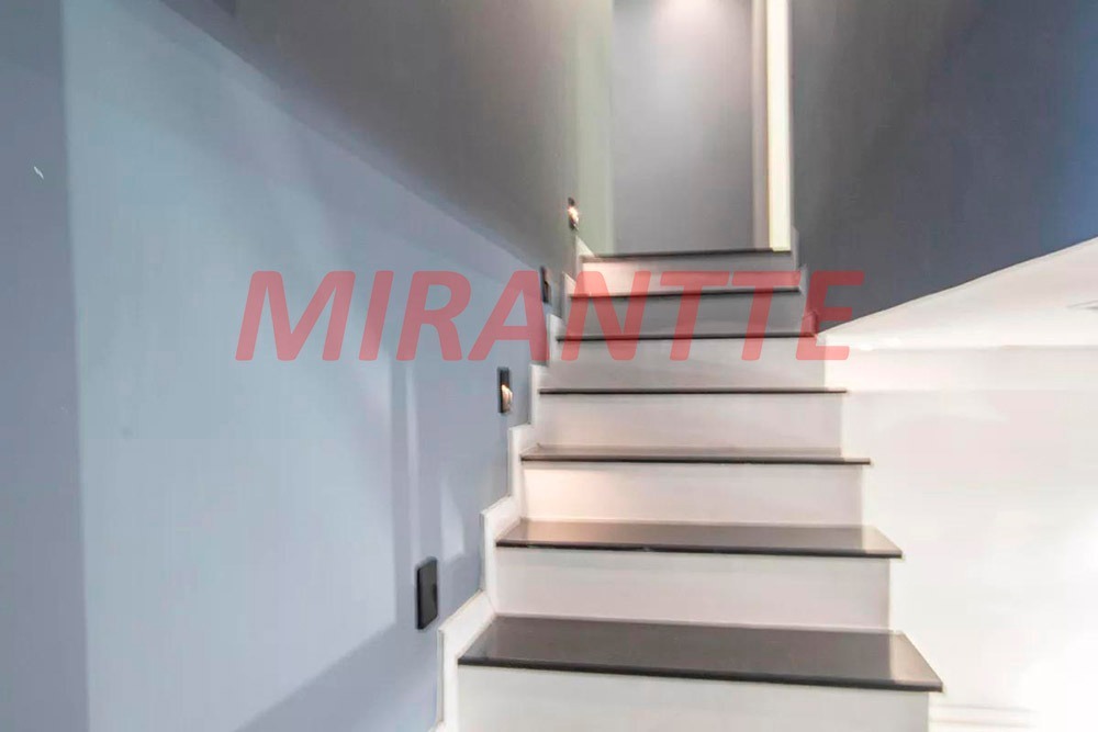 Sobrado de 133m² com 3 quartos em Parada Inglesa